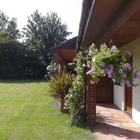 Apple Tree Hotel Bridgwater Exterior foto